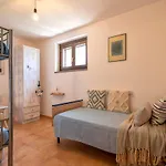 Nuras - Casa Tiria - Garden&private Pool Appartamento *