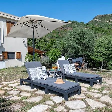 Nuras - Casa Tiria - Garden & Private Pool דירה