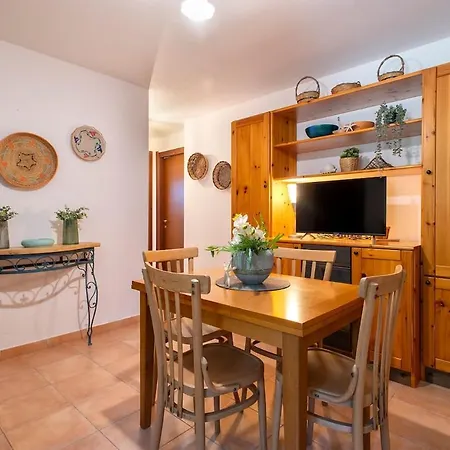 דירה Nuras - Casa Tiria - Garden & Private Pool אלגהרו