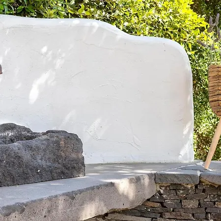 Nuras - Casa Tiria - Garden & Private Pool דירה *